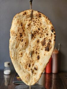 Kabuli Big <span style="color: #F6402F;">Naan</span>